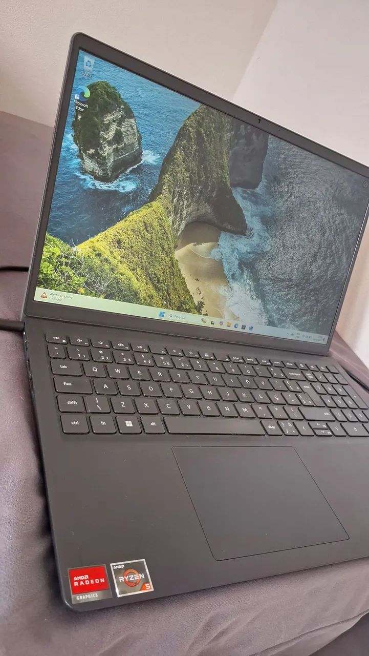 Notebook dell ryzen 5 16gb ram placa video vega 8 tela full hd 