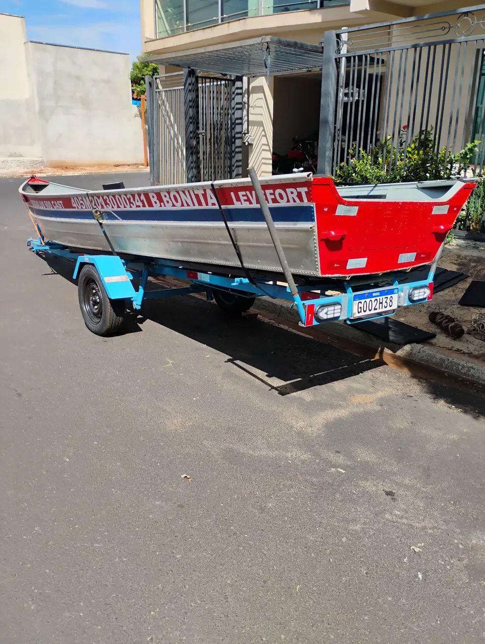 barco 6 metros borda alta - Barcos e aeronaves no Brasil