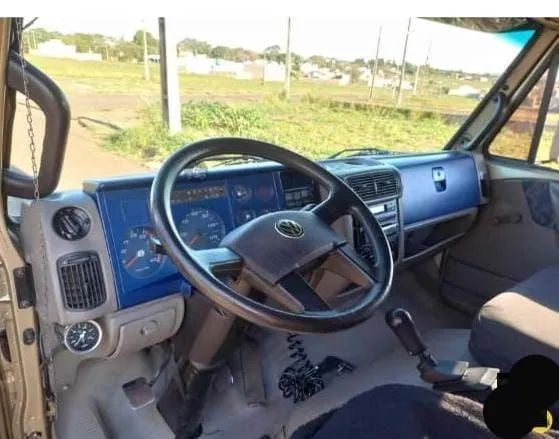 Caminhão Vw bau seco 8-150 anos 2003 (transferência de dívida) - Foto 3