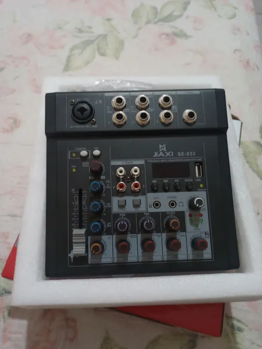Mesa de Som 5 Canais JIAXI SE-033 - Nova