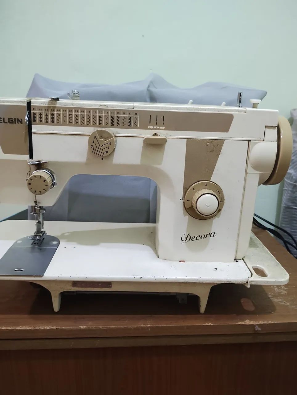 Vendo máquina de costura  - Foto 4