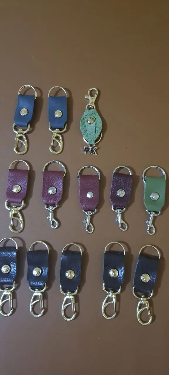CADA CHAVEIRO 15,OO REAIS Chaveiro em couro diversas cores - Foto 3
