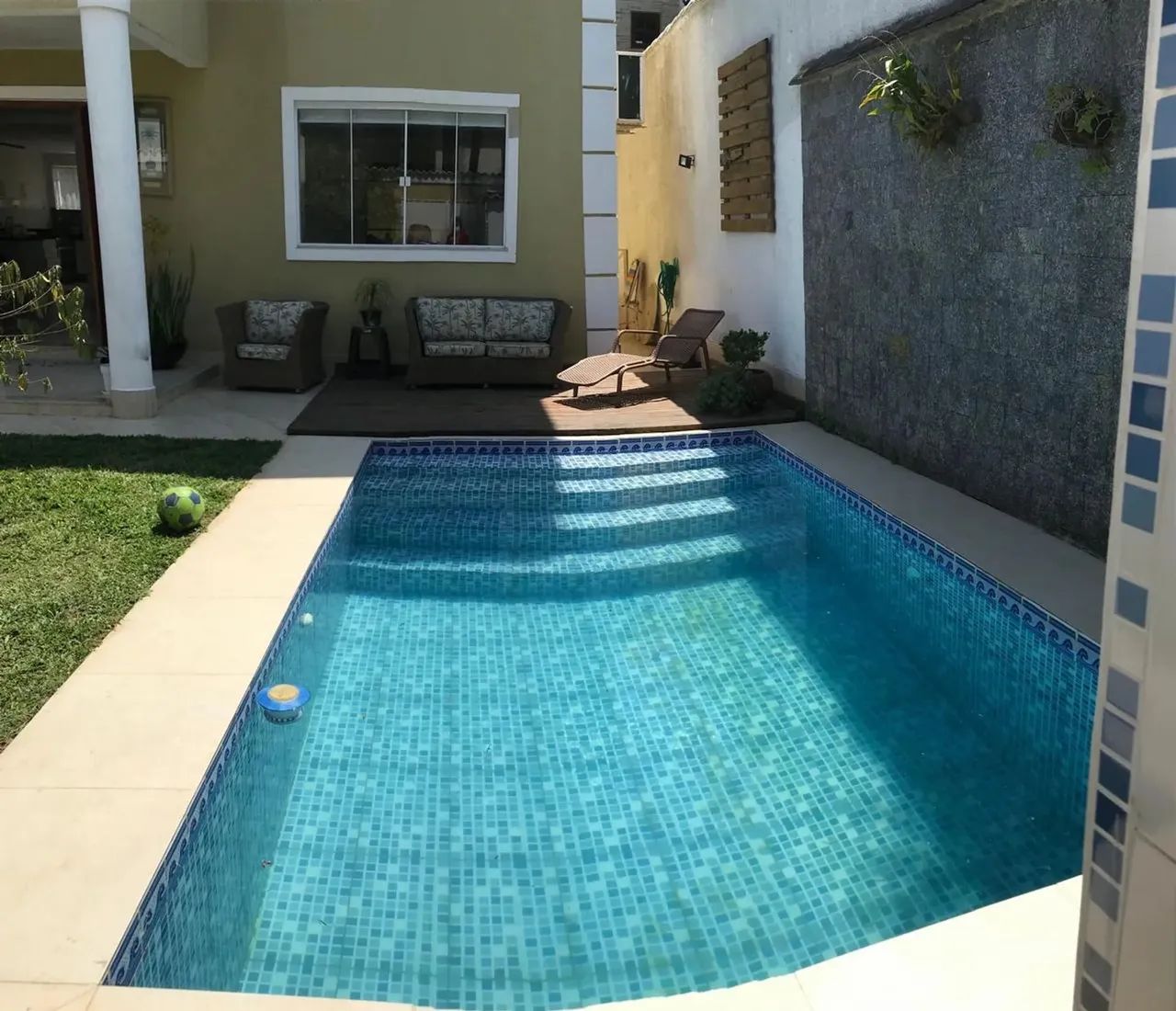 Casa de Condomínio com 3 Quartos e 4 banheiros para Alugar, 400 m² por R$ 9.000/Mês