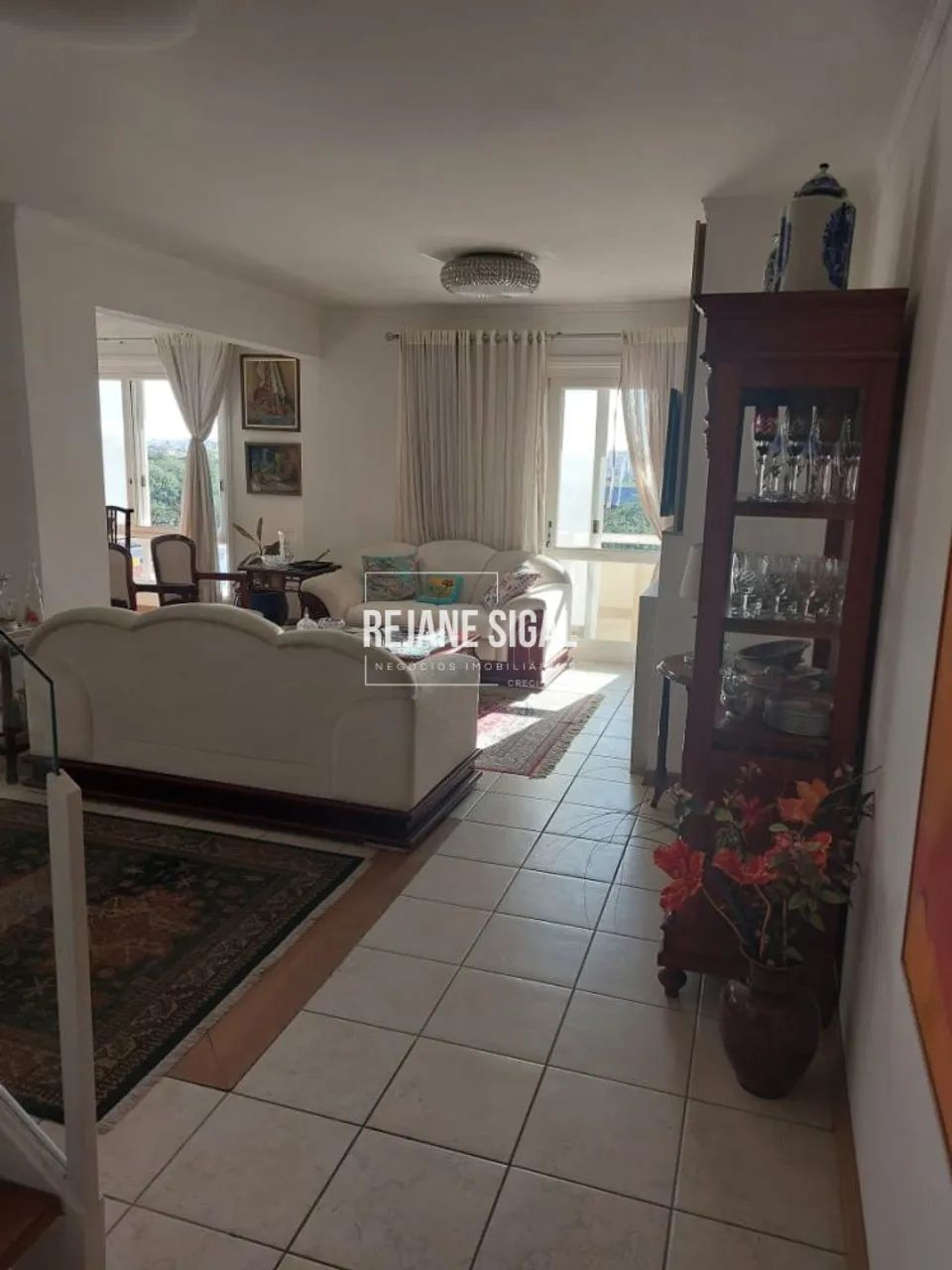 Cobertura Central À Venda com Piscina e Vista Privilegiada! - Foto 3