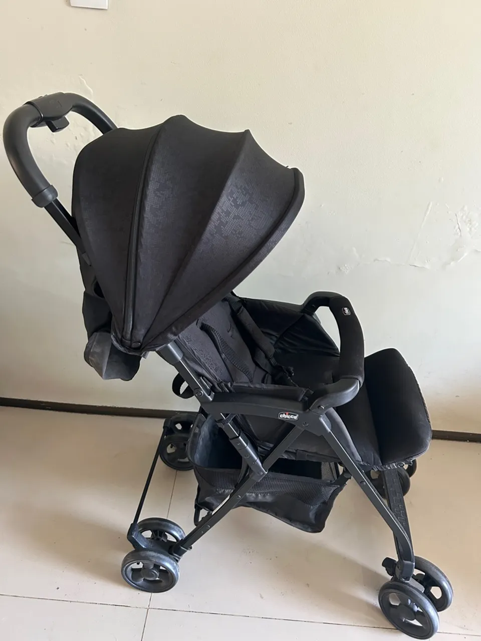 Carrinho de Bebê Chicco OH LALA 3 Compacto e Prático