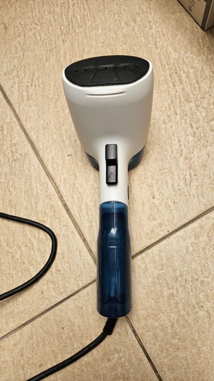 Passadeira/Vaporizador de Roupas Portátil Arno Steam Minute (USADO) - Foto 4