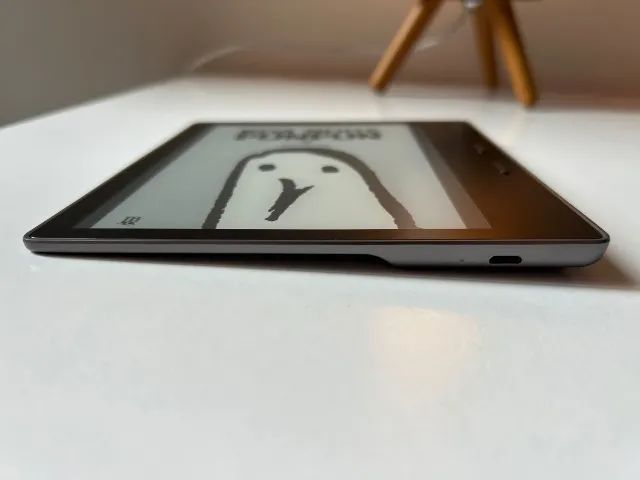 Kindle Oasis 7 Polegadas 9ª Geração com Botões Físicos À