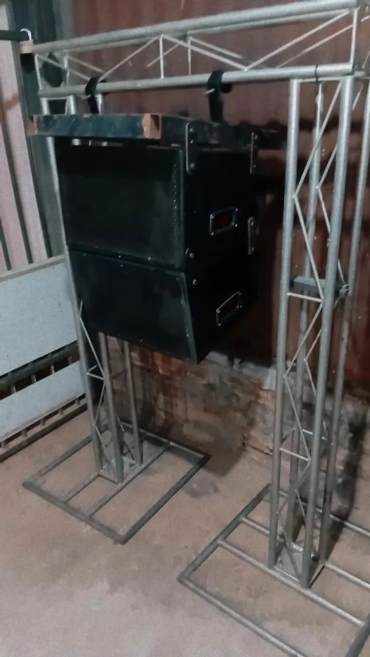 Vendo Caixas Line 8x1 alto falante de 8 