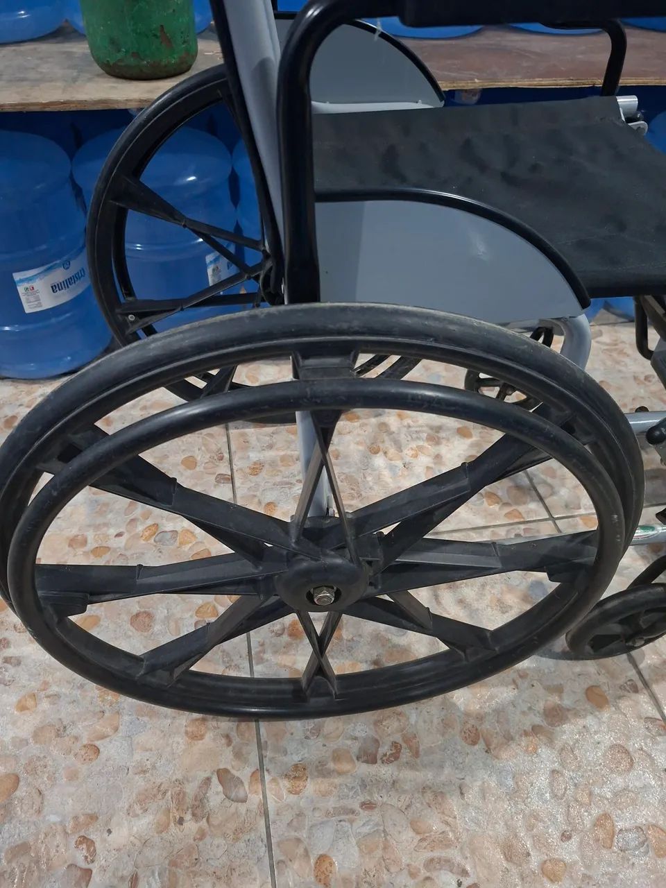Cadeira de rodas - Foto 4