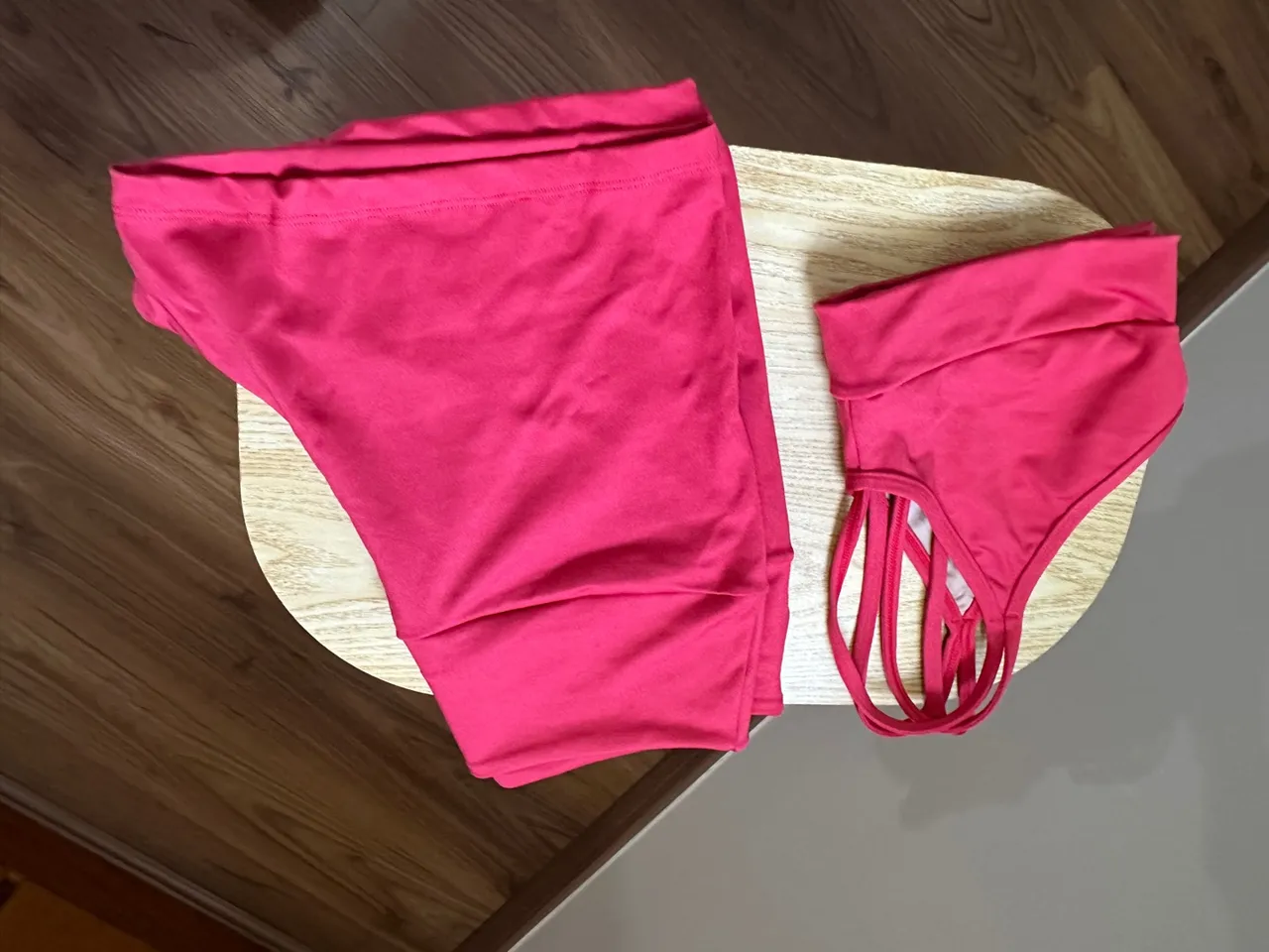 Conjunto Fitness vermelho Vibrante