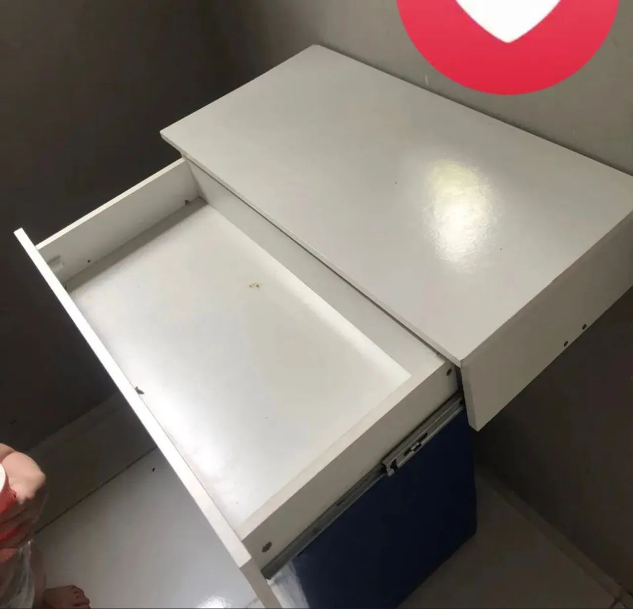 NEW DRESSING TABLE64842039110658120