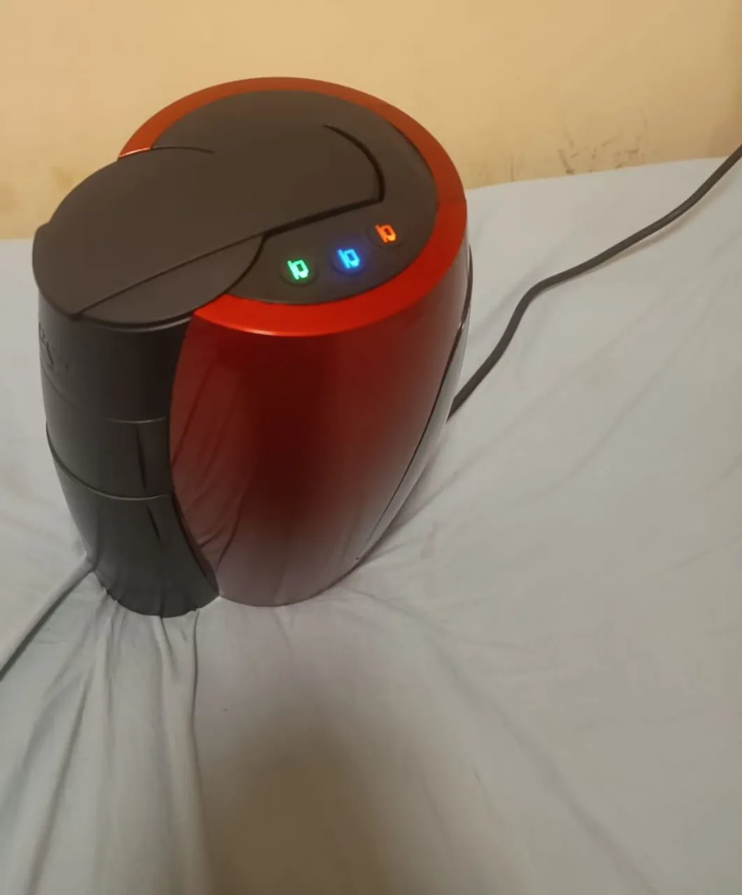 Vendo cafeteira três corações.