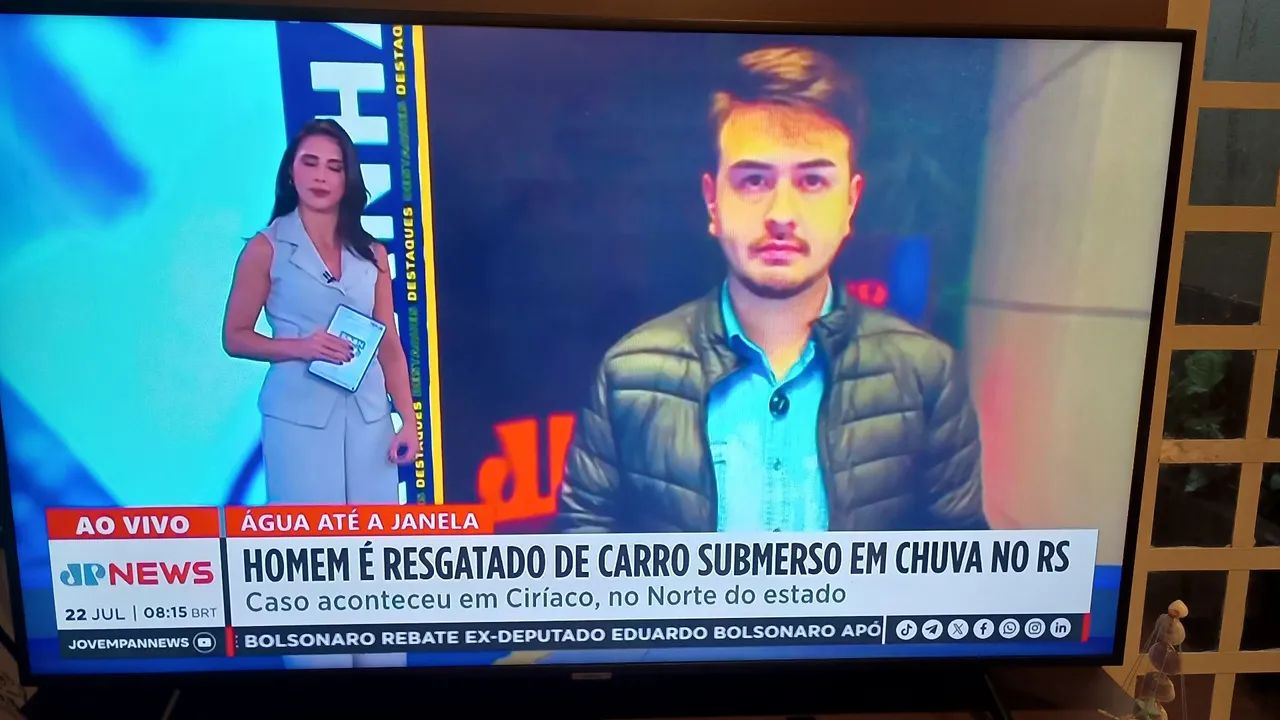 Vende-se Tv Samsung 55" polegadas Led - Foto 5