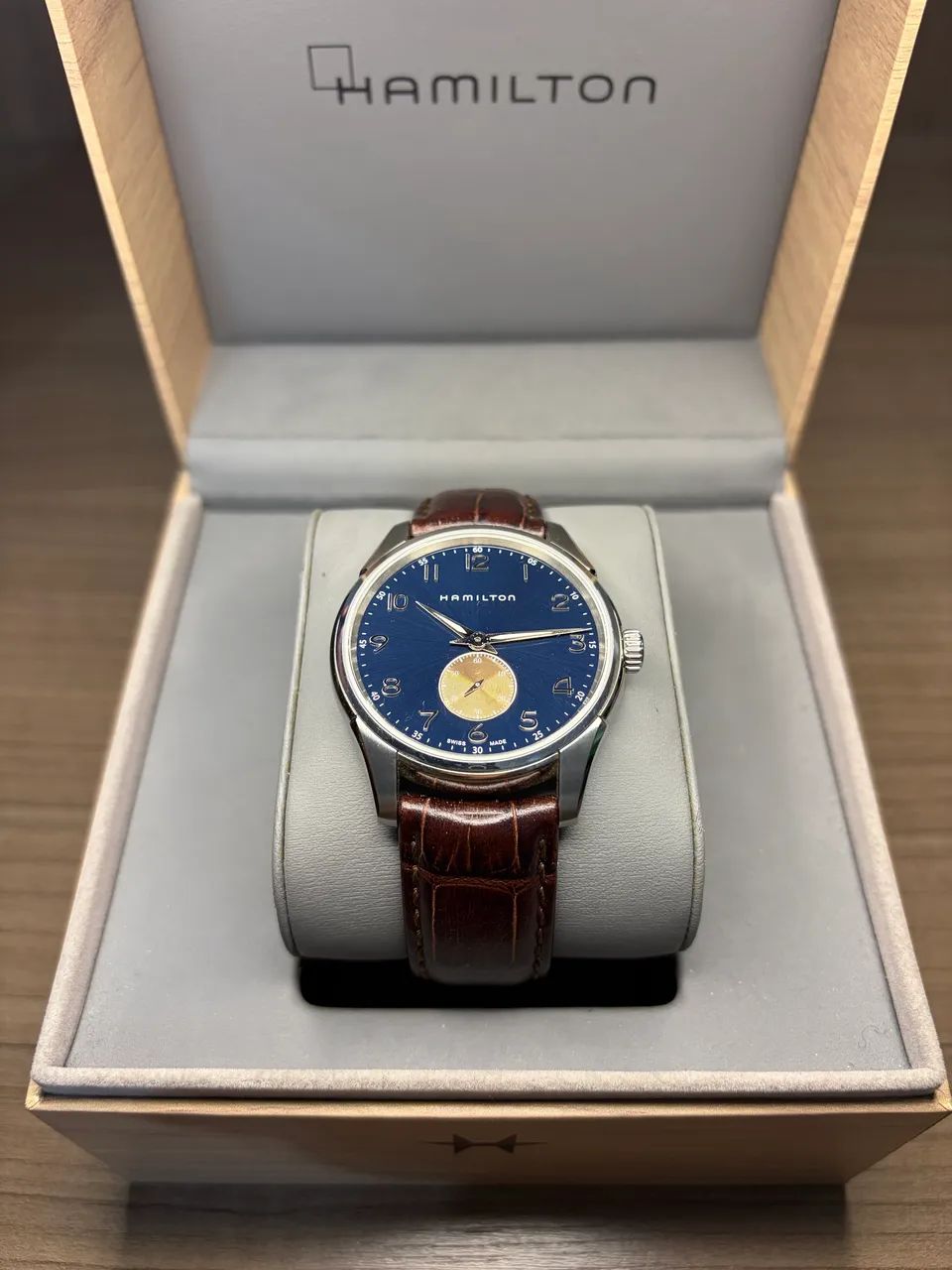 Relógio Hamilton Jazzmaster Thinline Small Second Azul 