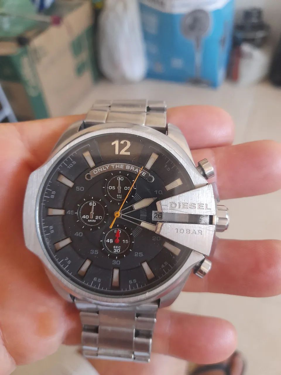 Vendo um relógio diesel funcionando perfeitamente 