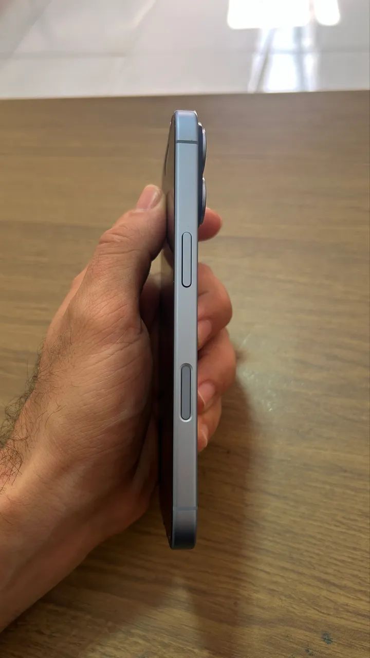 iPhone 17 Azul - Foto 3