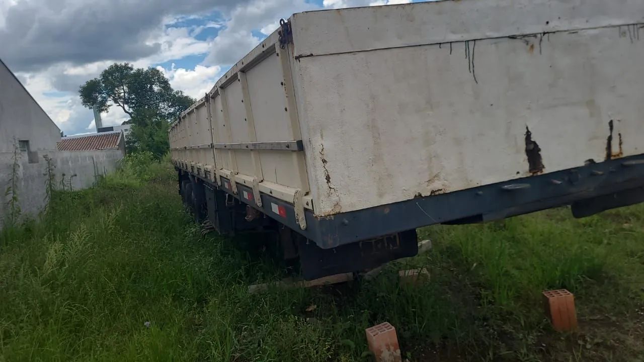 Vende carreta Rondônia 2001 grade Baixa .sem pneu 30.000 ac.troca por carro . - Foto 4