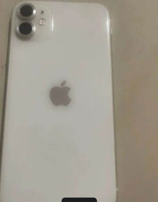 Vende se iPhone branco 64gb - Foto 4