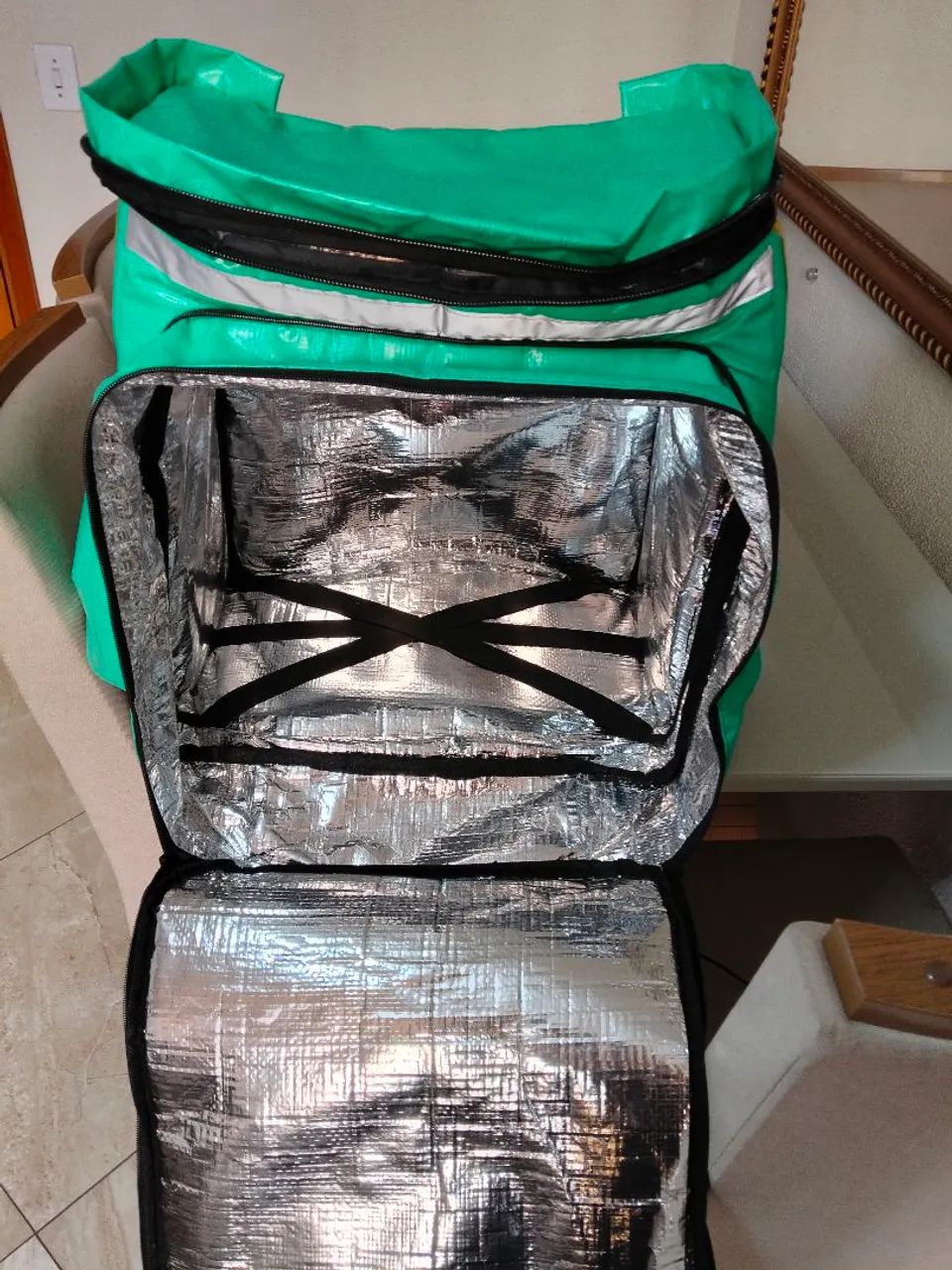 Bag usada praticamente nova  - Foto 2