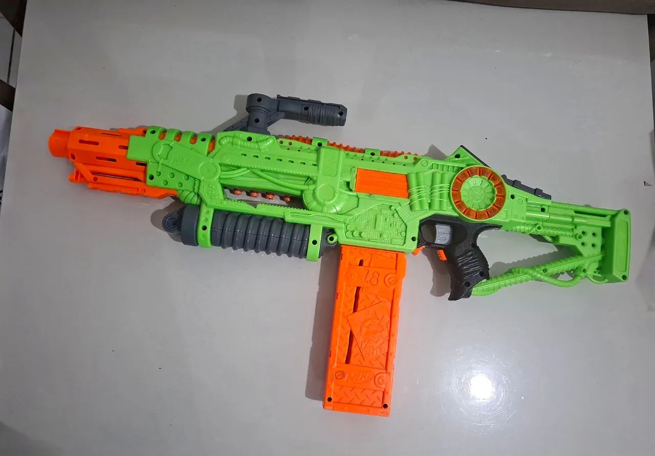 Nerf Zombie Strike Revoltinator - Verde e Laranja - Foto 4