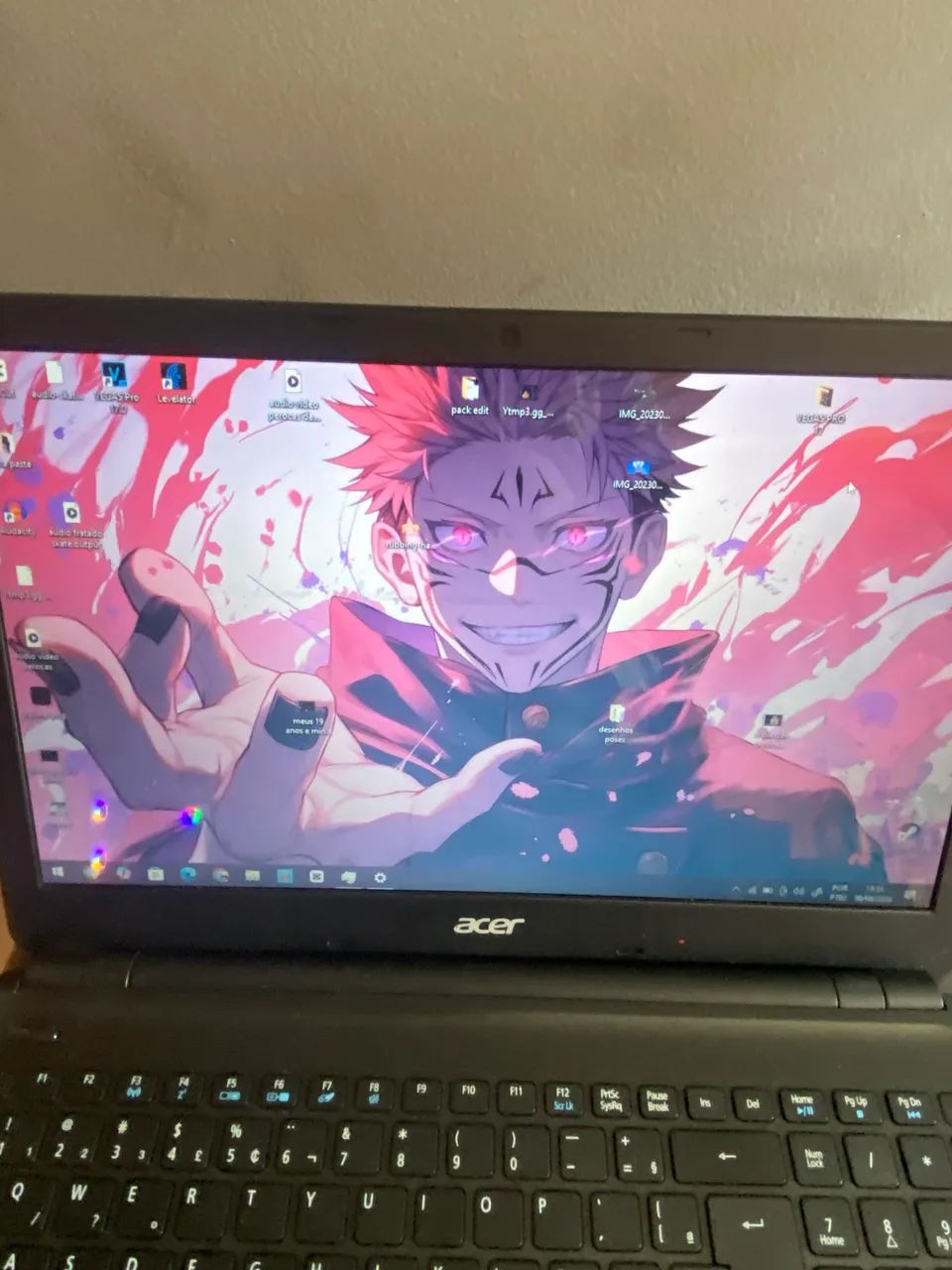 Notebook Acer Aspire E1-572 ? i5, SSD, pronto pra usar