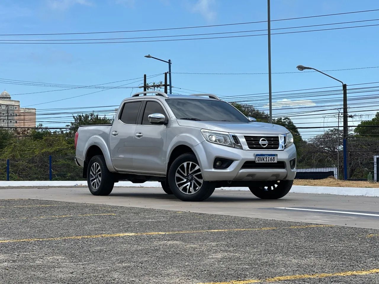 Nissan Frontier LE CD 4X4 2.3 BI-TB DIESEL AUT. 2019