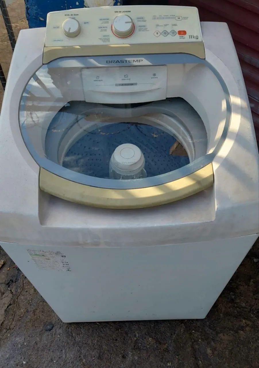 Máquina de Lavar Roupa 
