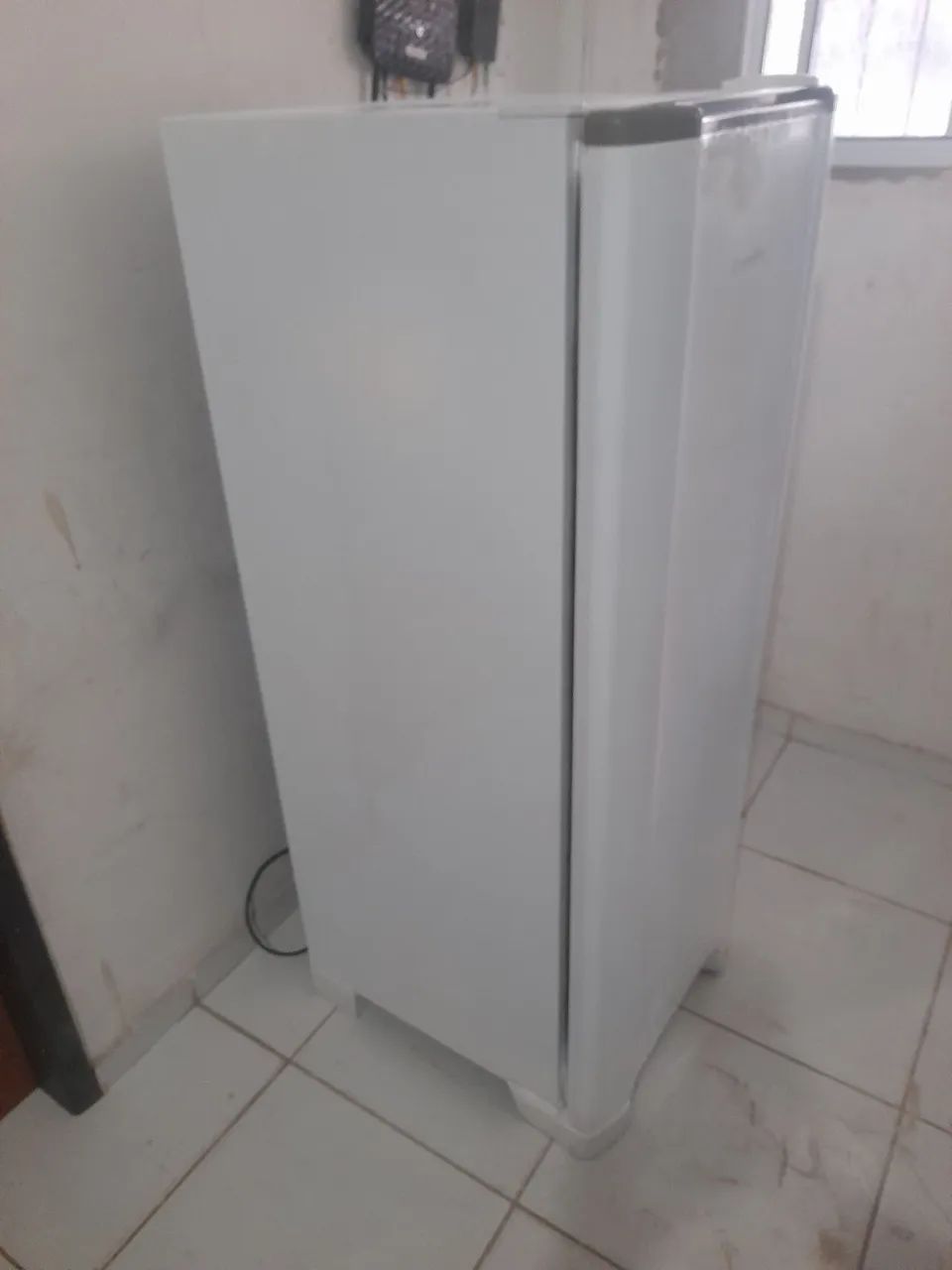 Vende-se geladeira Esmaltec  - Foto 2