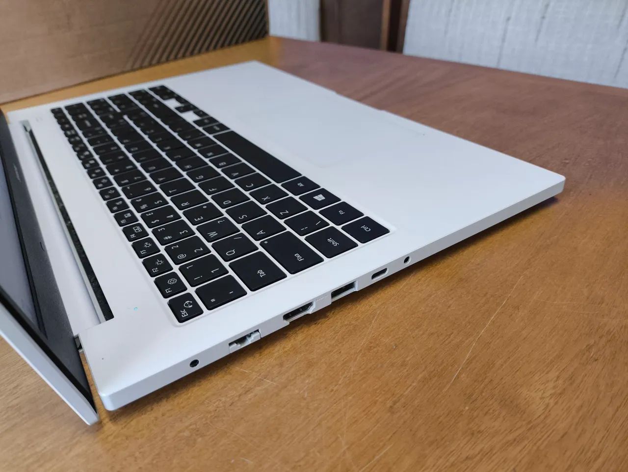 Notebook Samsung book branco, SSD M2 nvme, tela de 15.6 polegadas, windows 11 - Foto 4