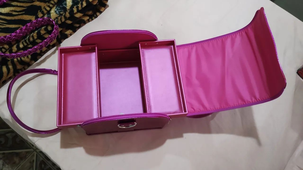 Maleta de maquiagem Avon - Foto 3