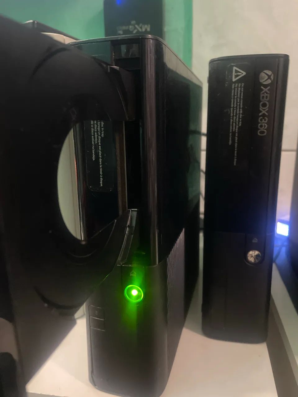 Xbox super slim bloqueado nunca foi aberto  - Foto 3