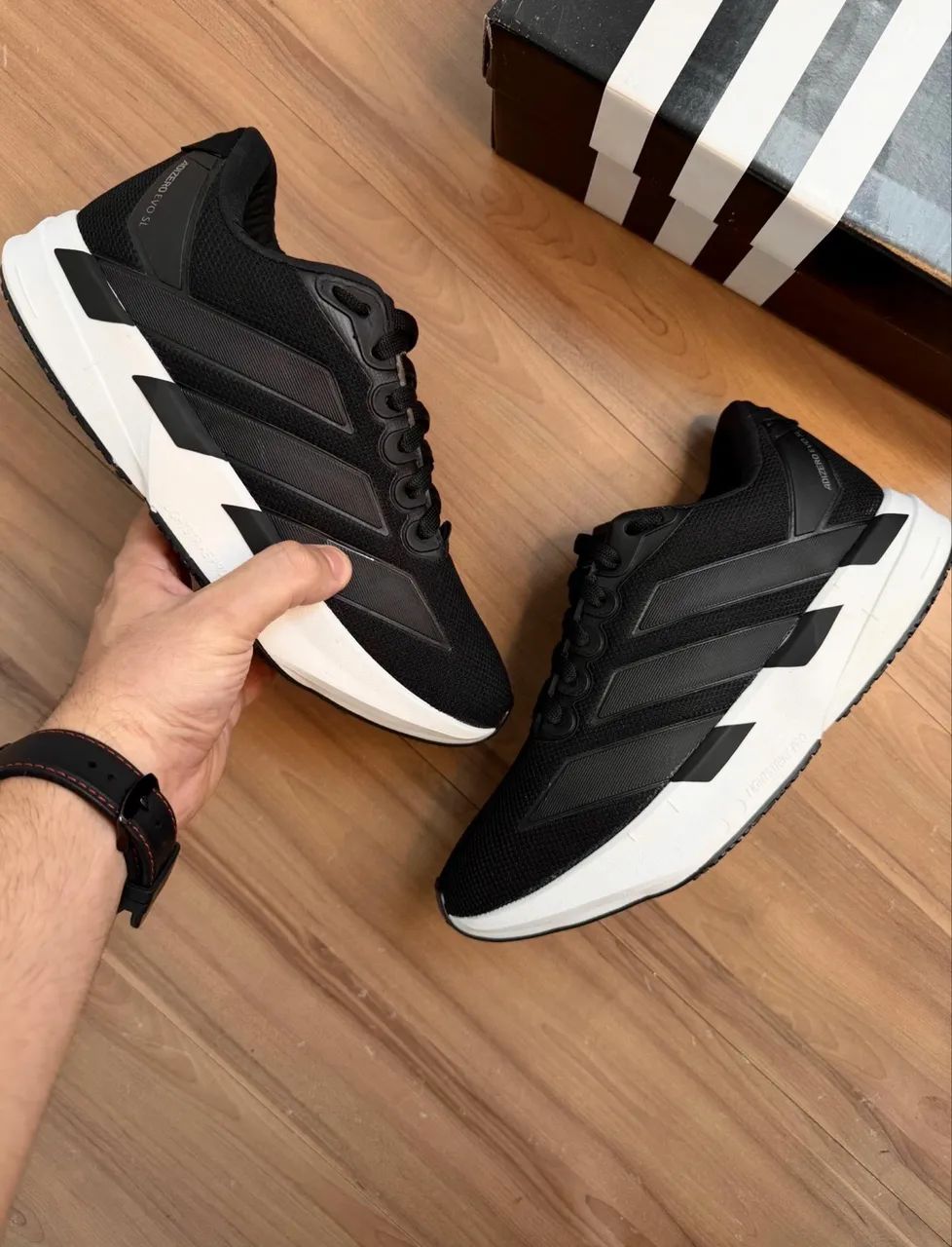 Tênis adidas 35 ao 38 (novo) - Foto 2