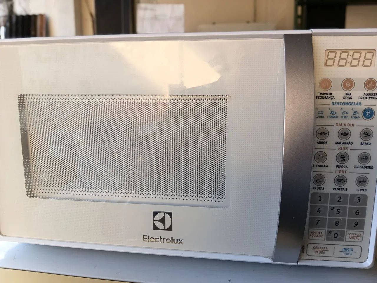 Micro-ondas seminovo R$250,00  - Foto 3