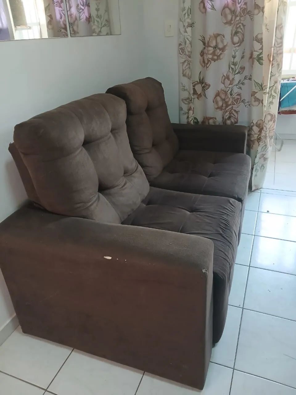 Sofá retrátil e reclinável 