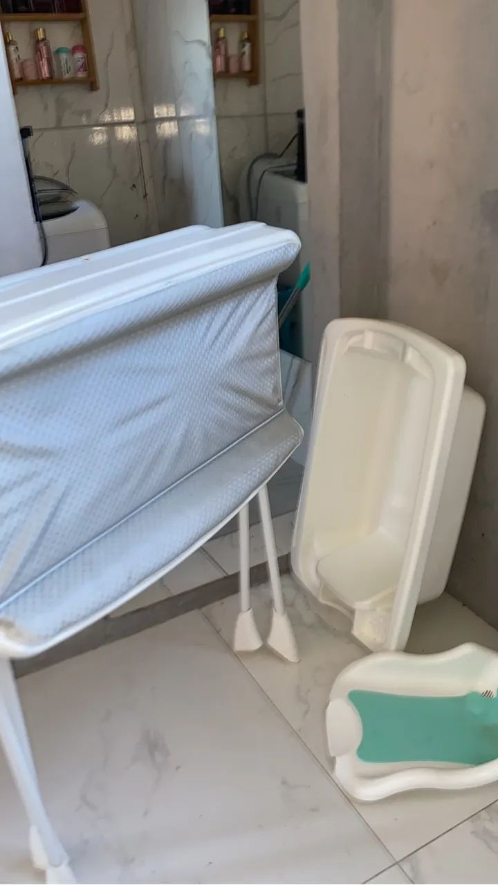 Suporte e banheira de bebê  - Foto 2