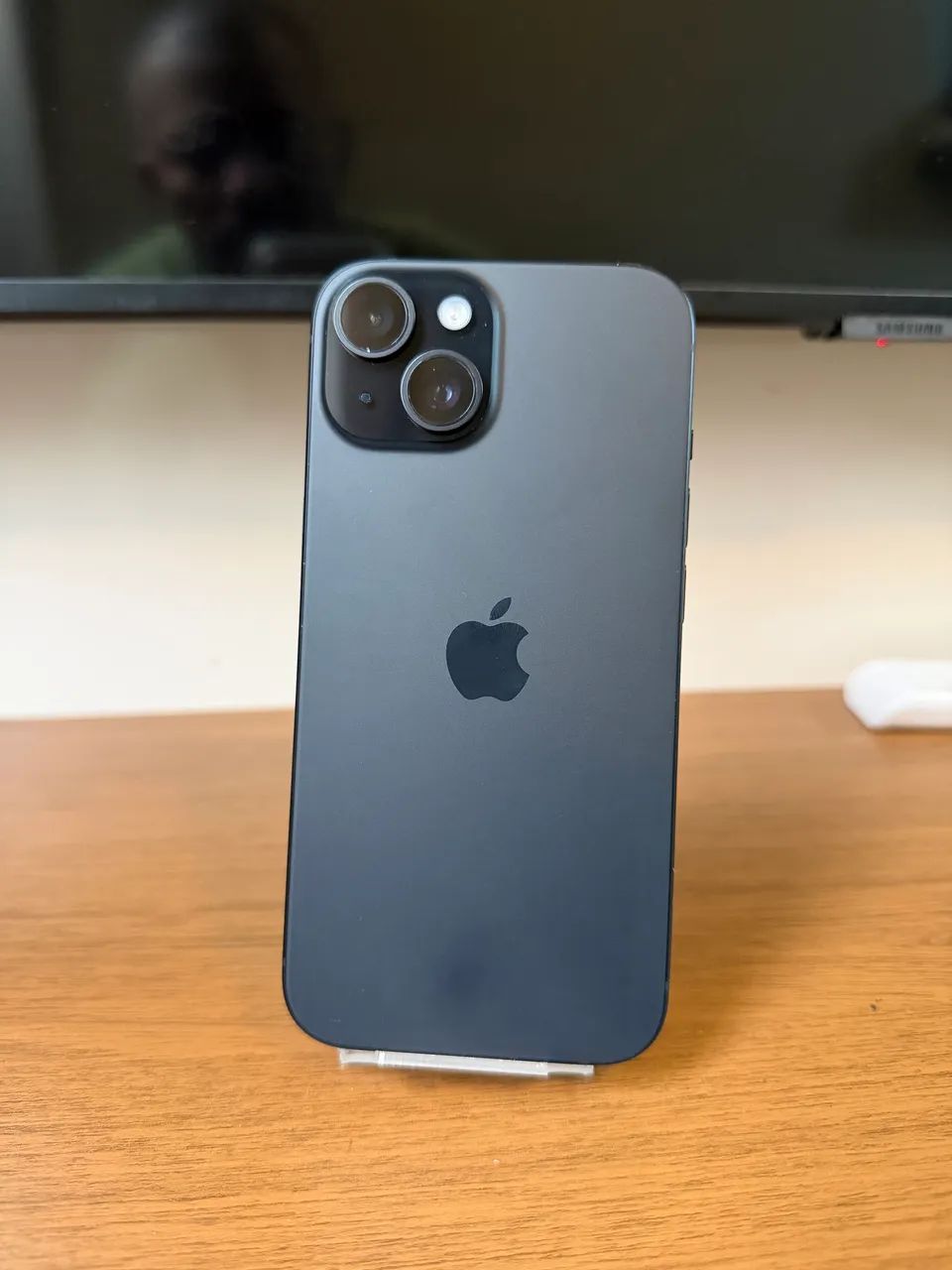 iPhone 15 128GB Preto - Bateria 98% original