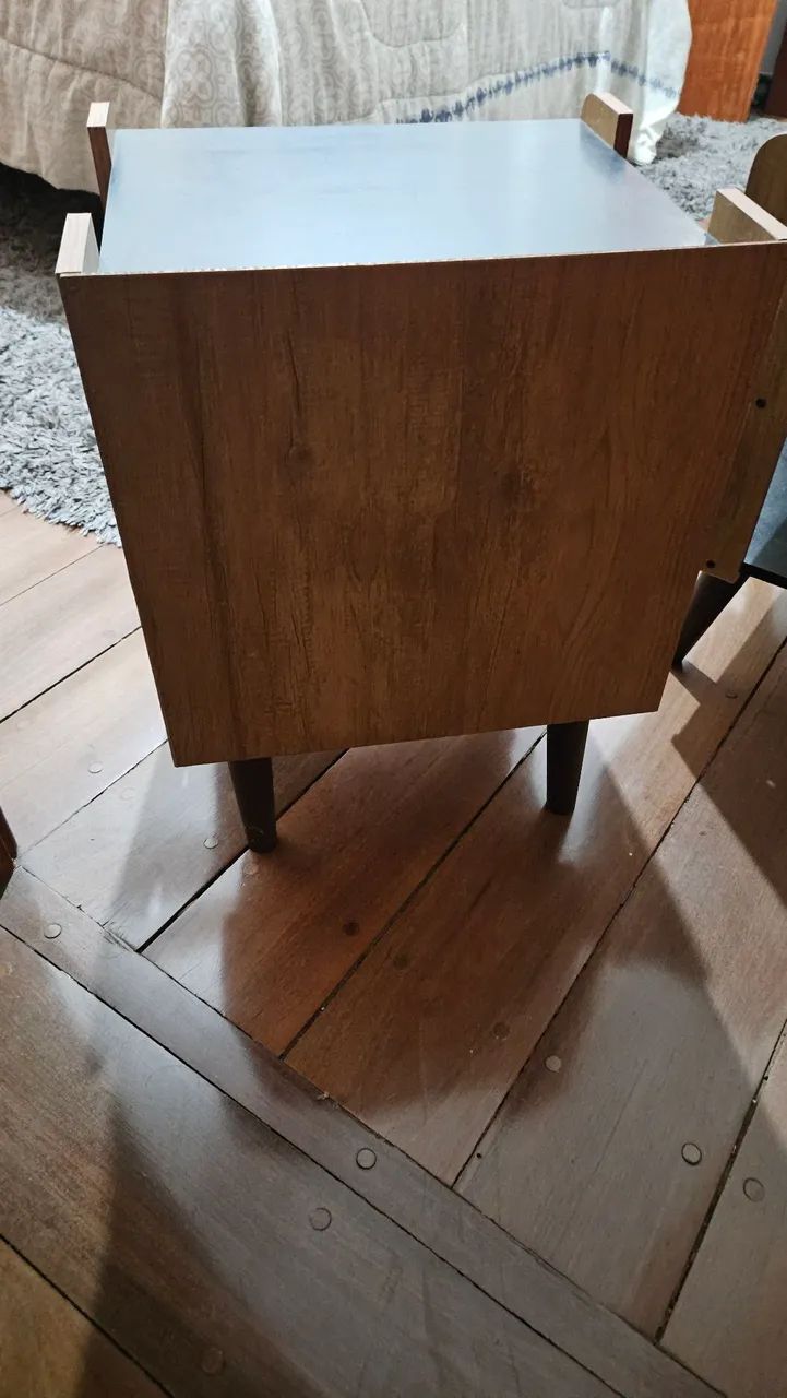 Mesa de cabeceira preta - Foto 2