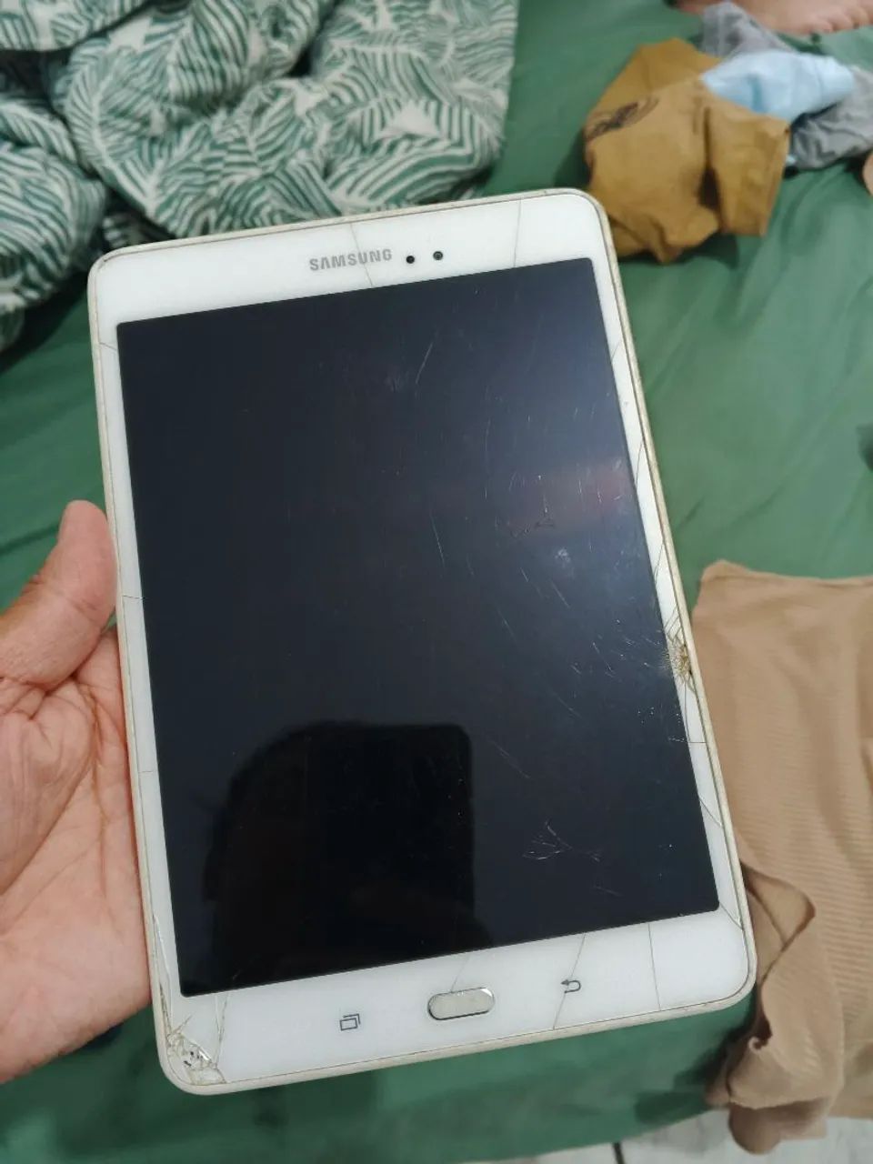 Tablet tela quebrada