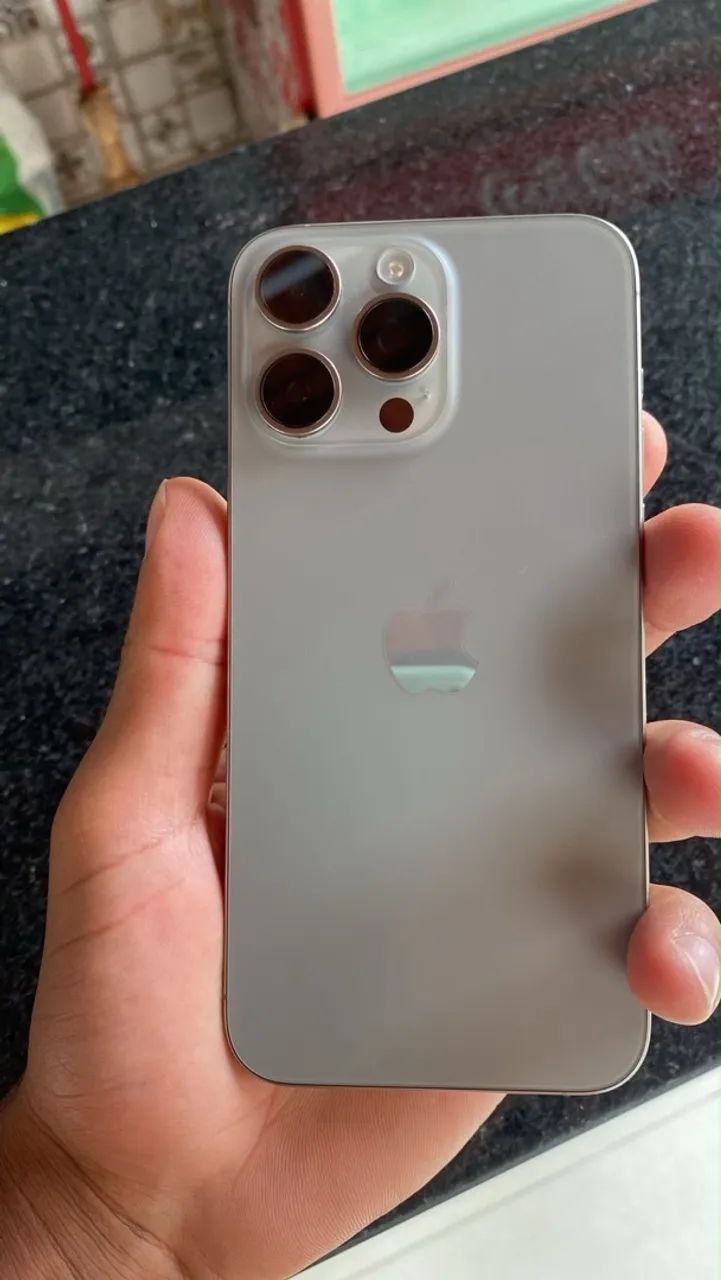 iPhone 15 PRO MAX  - Foto 2