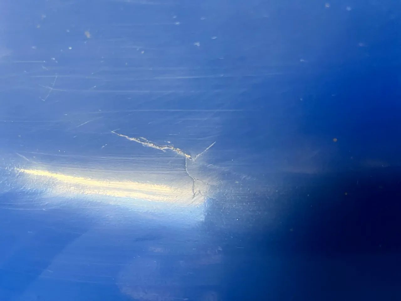 Caixa d?água 500L com pequeno furo para reparo - Foto 3