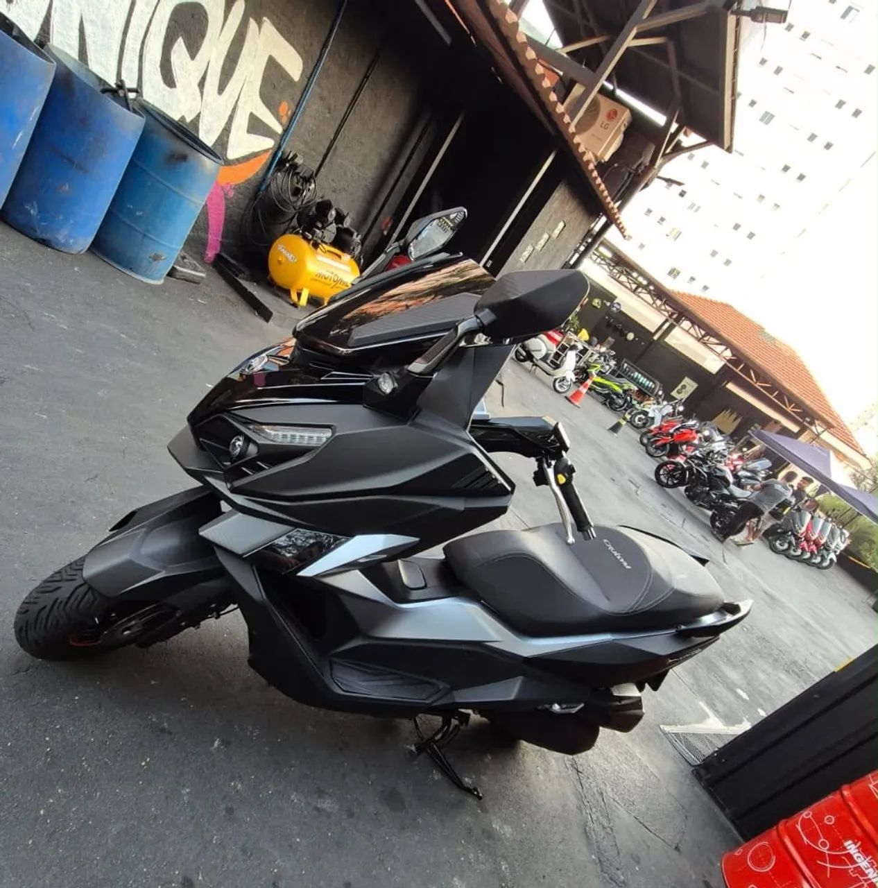 DAFRA CRUISYM 300 2023 - Foto 3