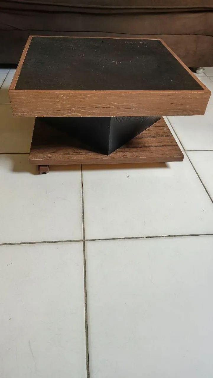 Mesa de Centro Moderna com Rodinhas - Estilo Industrial / Minimalista - Foto 2
