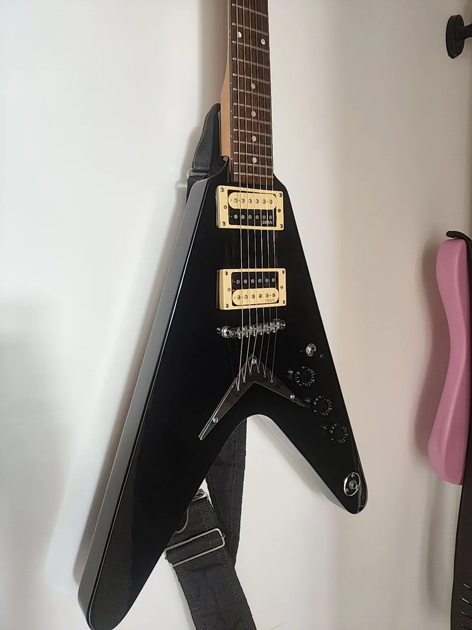 dean flying v