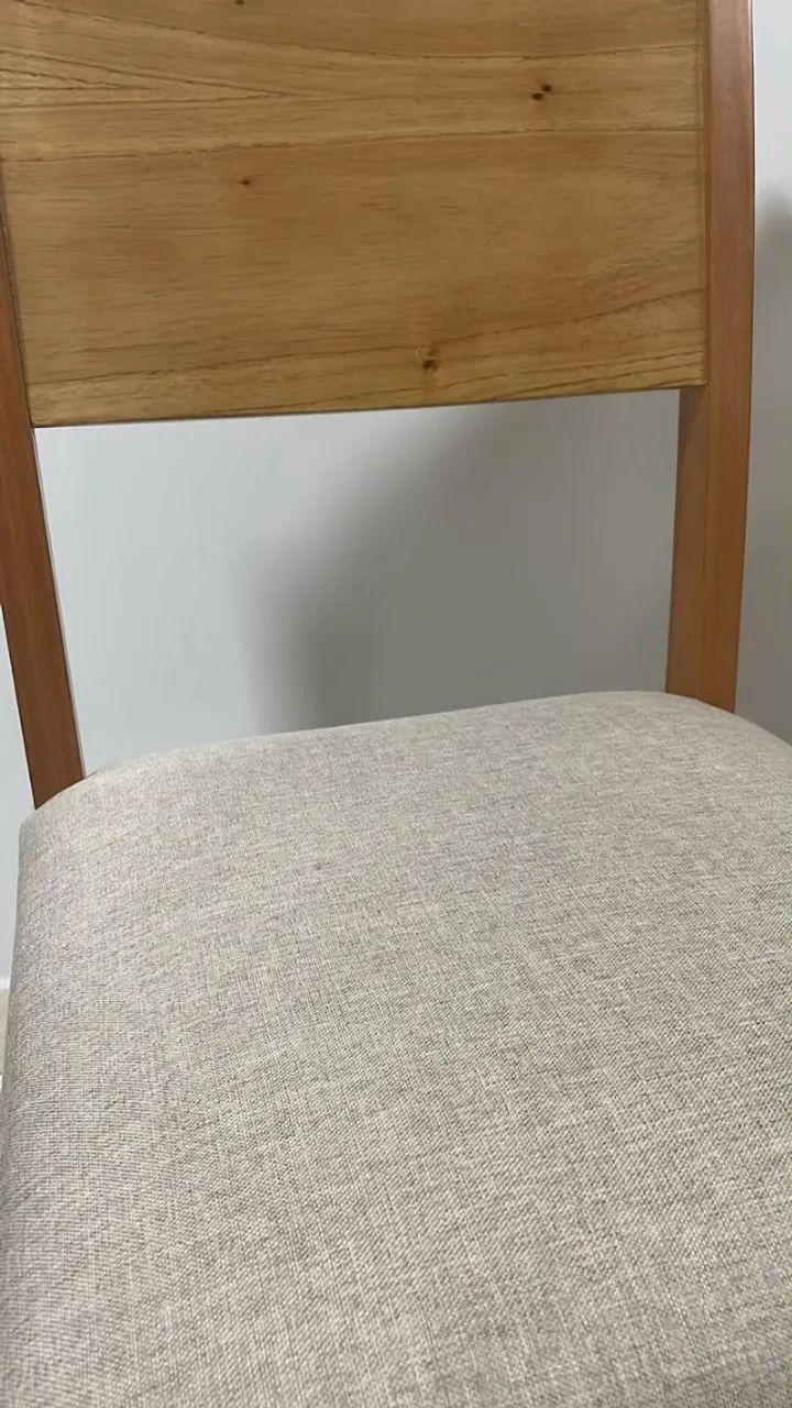 Mesa de jantar e cadeiras - Foto 2