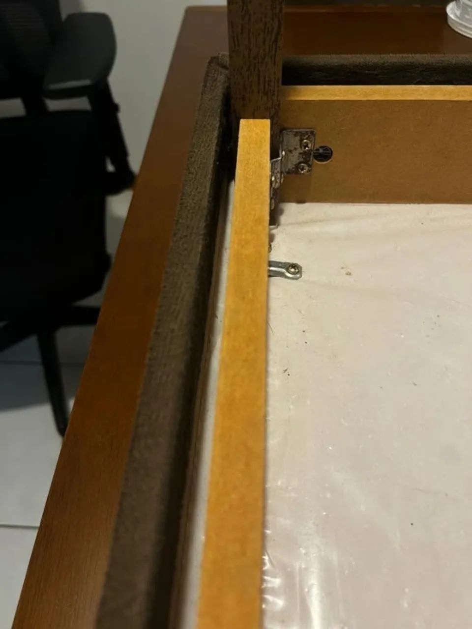 6 Cadeiras Estofadas em Veludo - Foto 3