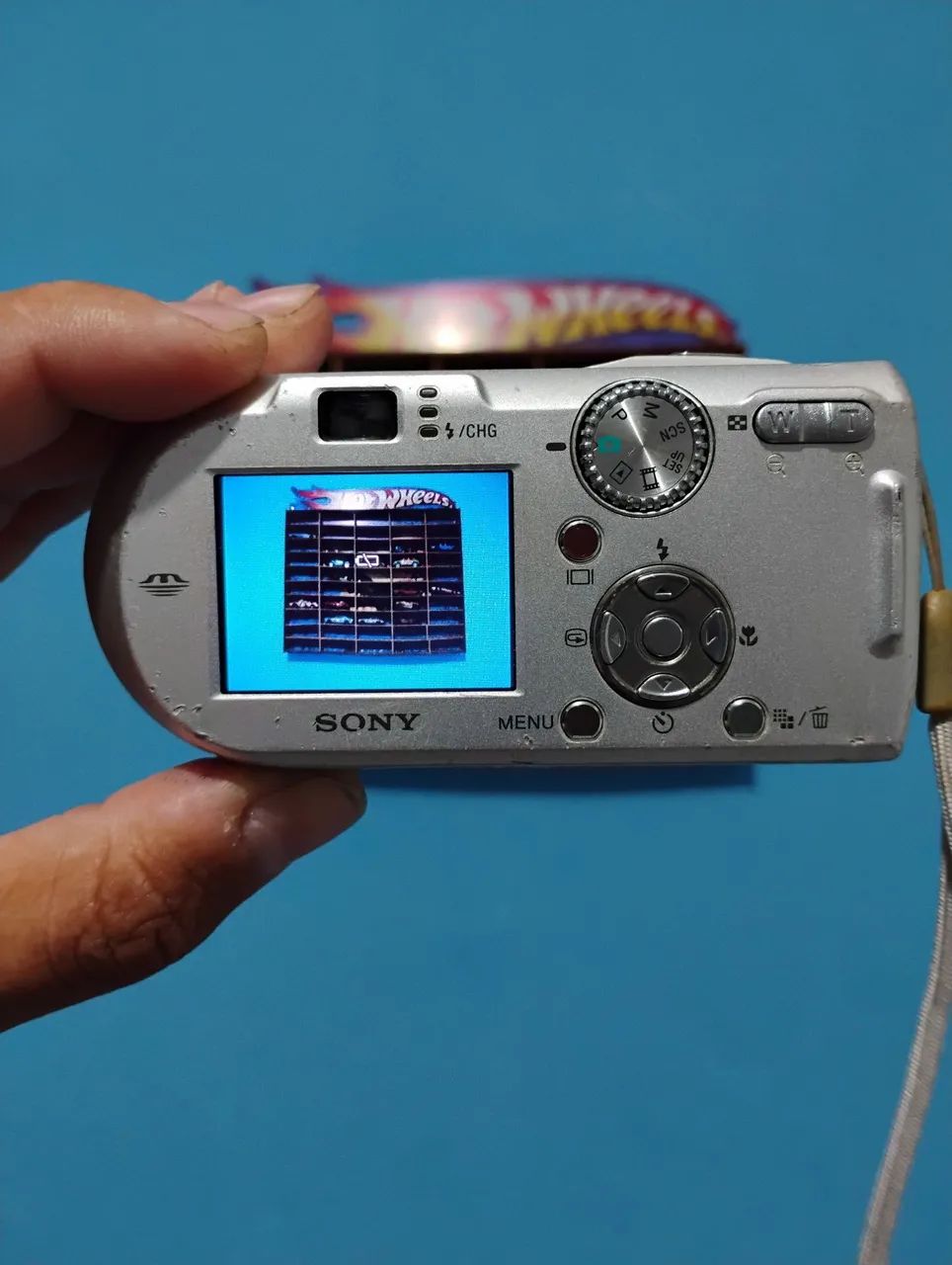 Camera digital cyber-shot 5.1 mp P100 - Foto 2