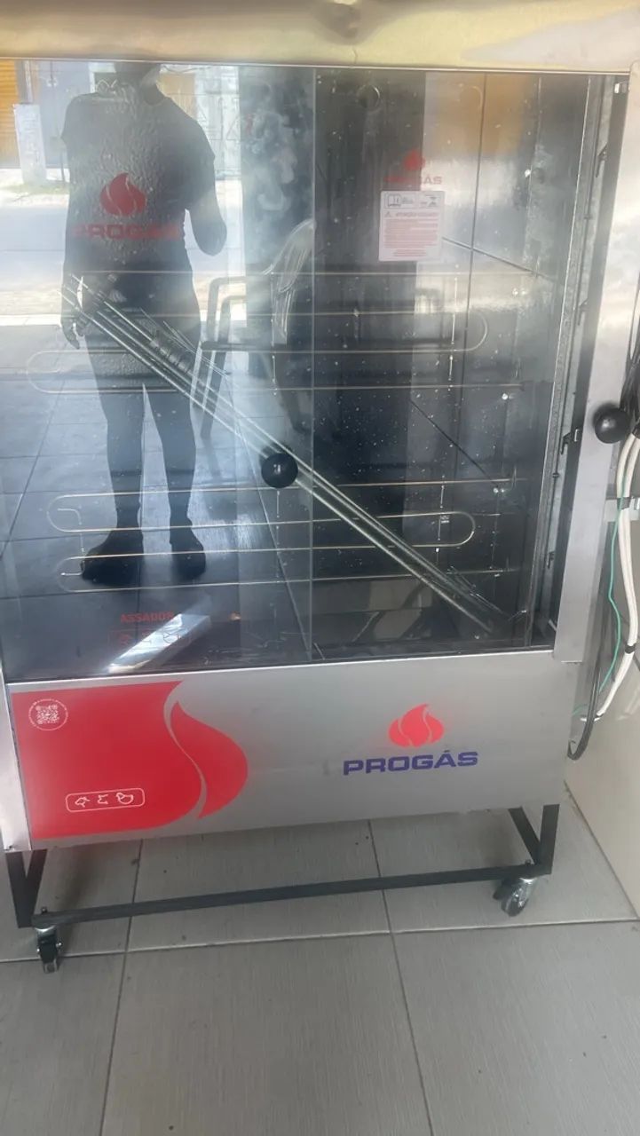 Galeteria nova nunca usada 220v