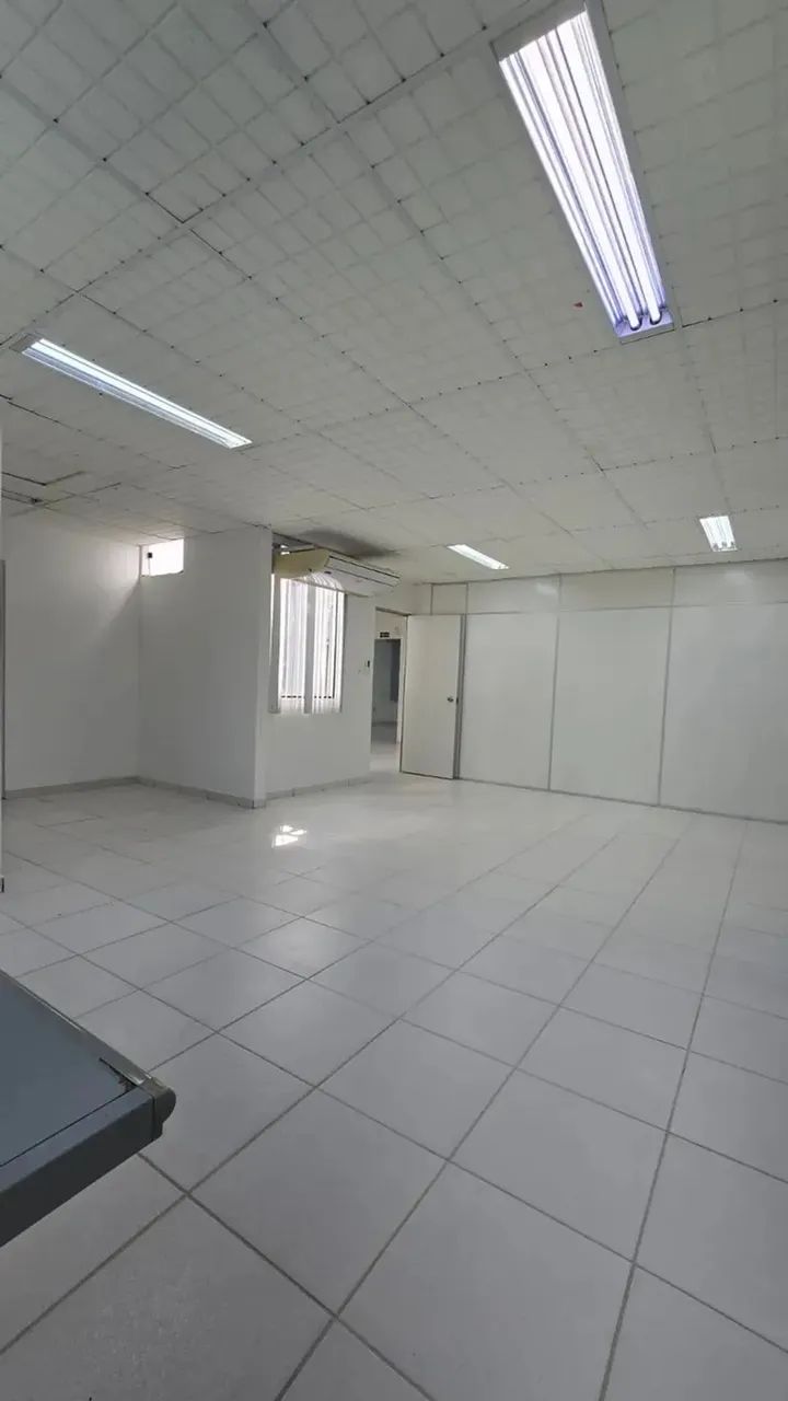 Escritório para aluguel com 220 metros quadrados com 1 quarto em Parque 10 de Novembro - M - Foto 6