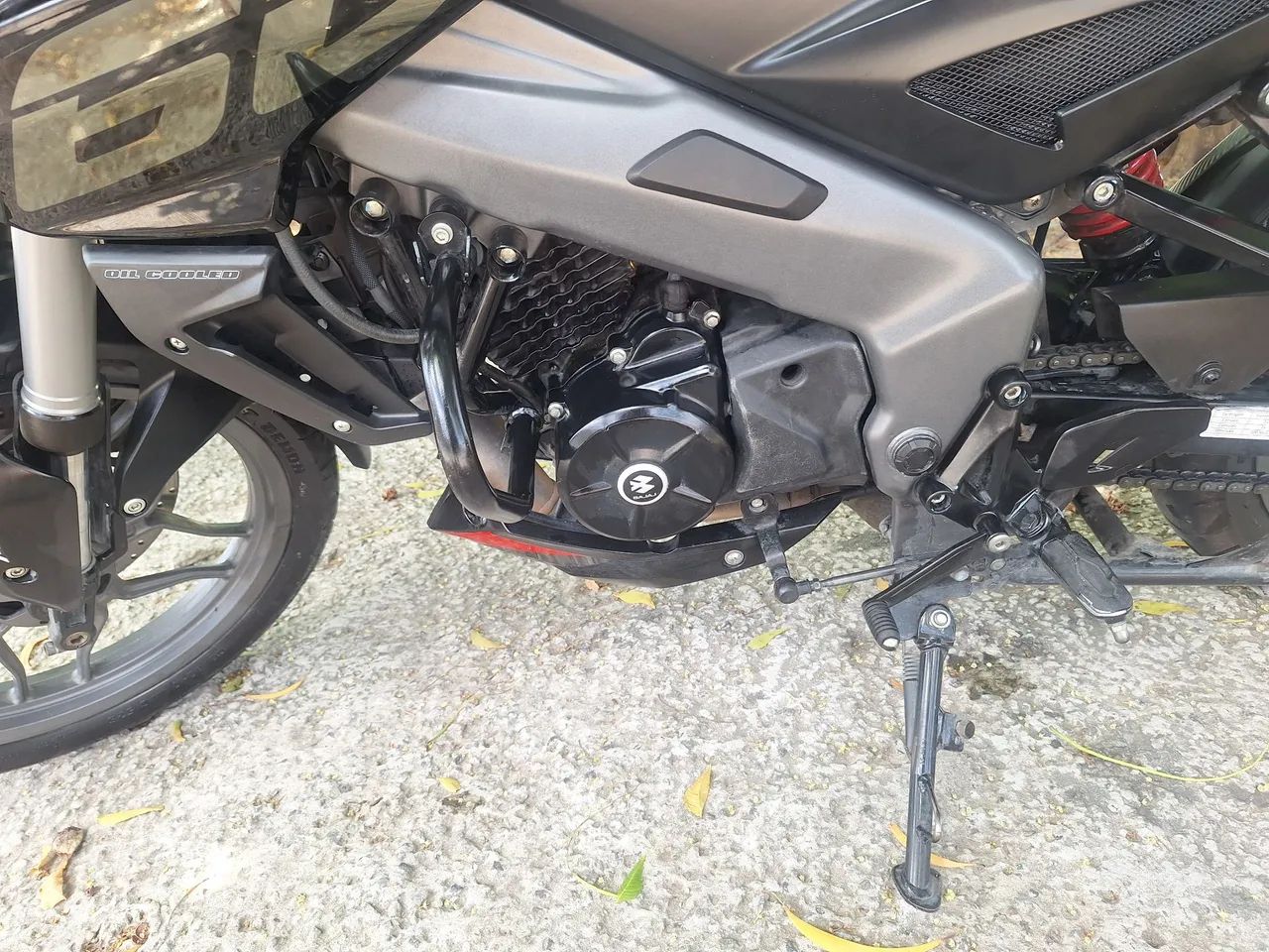 BAJAJ DOMINAR 160 2025/2026  - Foto 3