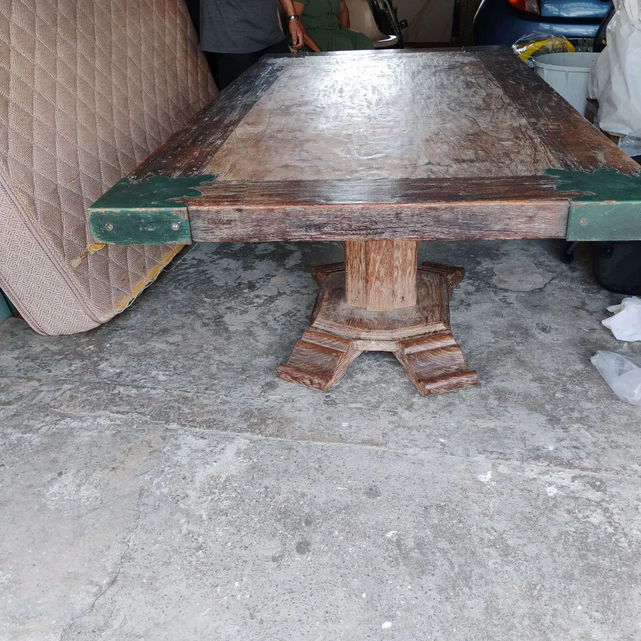 Mesa de madeira com 8 Cardeira  - Foto 2